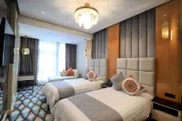 The Rumi Hotel & Residences Hotels near Victory Monument