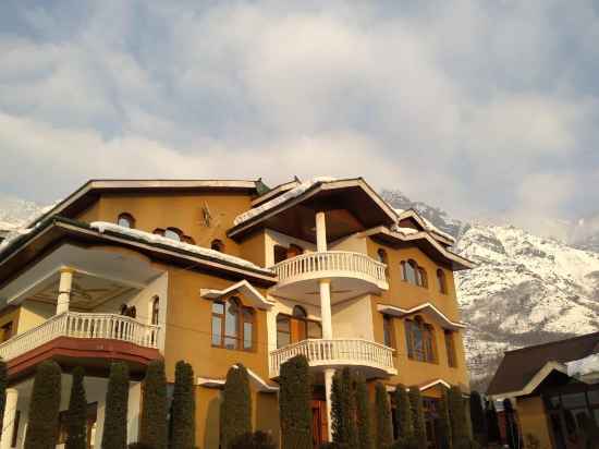 Himalayan Resorts Hotel Exterior