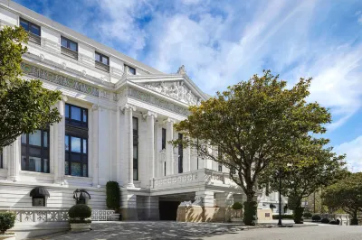 The Ritz-Carlton, San Francisco Hotels near St. Dominic's Catholic Church