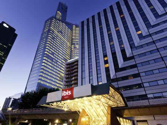 Hôtel ibis Paris La Défense Esplanade Hotel Exterior