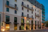 DoubleTree by Hilton Lisbon - Fontana Park Отели рядом с достопримечательностью «Геологический музей Португалии»