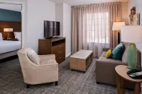 Staybridge Suites Indianapolis Downtown-Conv Ctr Hotels in Indianapolis