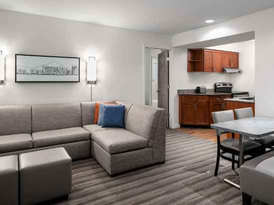 Hyatt House Scottsdale/Old Town Rooms