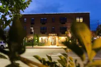 The Oxbow Hotel Hotels in Eau Claire