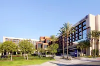 Hilton Orange County/Costa Mesa Hotels near Angels Playground