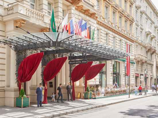 Grand Hotel Wien Hotel Exterior