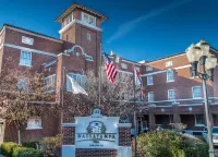 Hassayampa Inn Hotels near Garchen Buddhist Institute