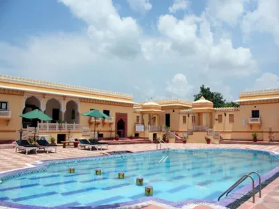 Amar Mahal Hotels near Shri Ram Raja Mandir