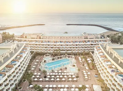 Hotel Cleopatra Palace Hotels near playa de la americas