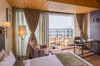 Udaan Himalayan Suites and Spa Hotels near Panbu Dara View Point