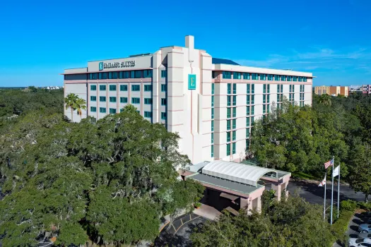 Embassy Suites by Hilton Tampa USF Near Busch Gardens Hotels near Yuengling Brewery