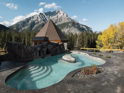 Hotel Canoe & Suites Hotels near Banff Jasper Collection by Pursuit