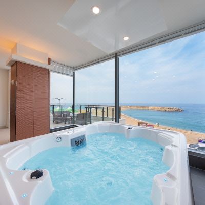 Room 201 (Ocean View) Sokcho 828 Spa Pension Promo Code