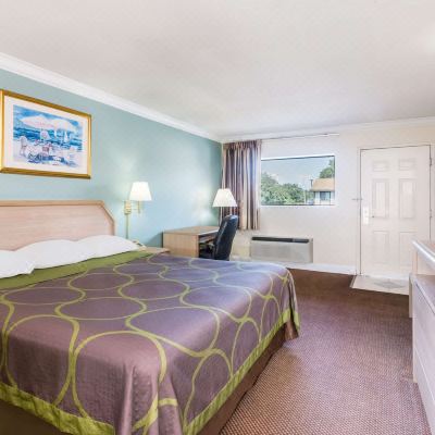 King Room - Mobility Access/Non-Smoking Super 8 by Wyndham Ft Walton Beach Promo Code