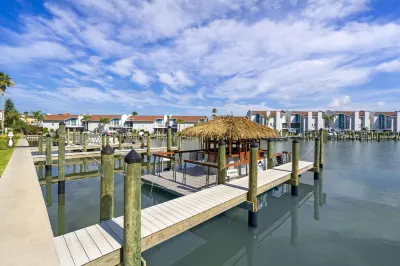 Cambria Hotel St Petersburg-Madeira Beach Marina Hotels in Madeira Beach