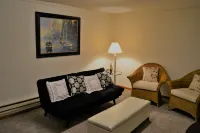 A Perfect Retreat in Grand Forks Hotels near University of North Dakota