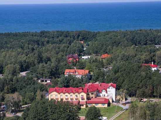 Bursztyn Medical Spa & Wellness Hotel Exterior