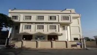 Hotel Meridian Palace Hotels in Jammu