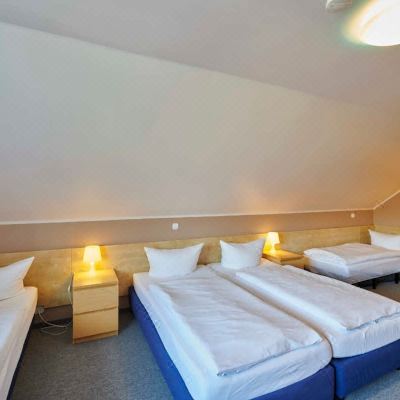 Triple Room Hotel Zum Grunewald Promo Code