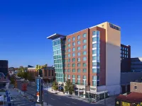 The Westin Memphis Beale Street Hotels near Beale St