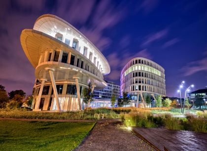 Sound Garden Hotel Airport