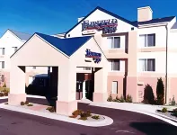 Fairfield Inn & Suites Helena Hotels near Staples