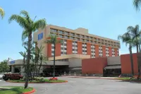 Ontario Airport Hotel & Conference Center Hoteles en Ontario