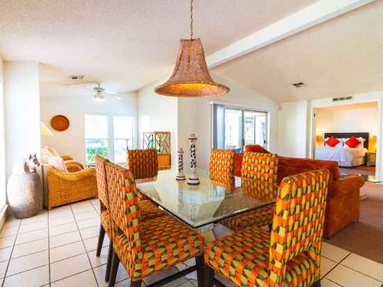 The Villas at Emerald Desert RV Resort Rooms