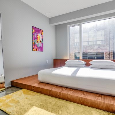 Deluxe Room Selina Chelsea Promo Code