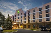 Holiday Inn & Suites Bolingbrook Hotels in Bolingbrook