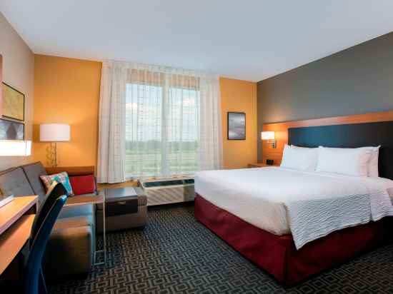 TownePlace Suites Orlando at FLAMINGO CROSSINGS® Town Center/Western Entrance Rooms