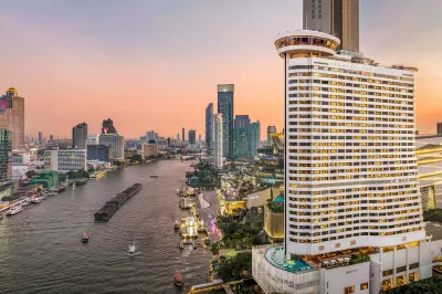 Millennium Hilton Bangkok Hotel dekat Grand Palace