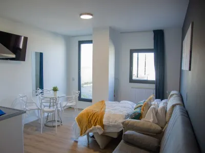 Apartmentos Santander Maliaño Suites 3000 Hotels near Cabarceno Nature Park