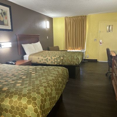 Double Room with Two Double Beds - Smoking Econo Lodge Picayune Promo Code