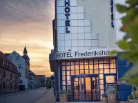 Hotel Frederikshavn Hotels near Kennedy Parken