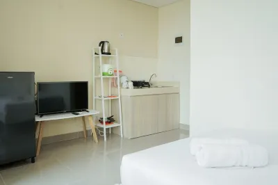 Nice Studio Apartment at B Residence Hotels in Pagedangan