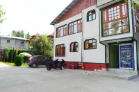 Gulsitara Resorts-Gulmarg Hotels in Baramulla