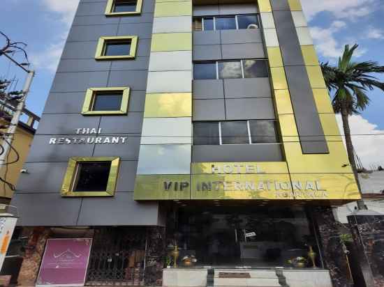 Hotel VIP International Hotel Exterior