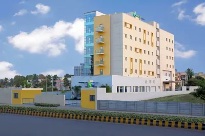 Holiday Inn Express Nashik Indira Nagar Hotels in Nashik