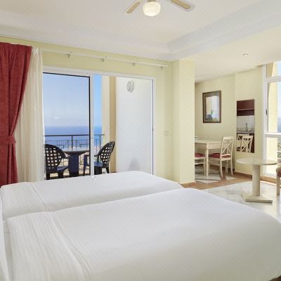 Suite With Sea View Hotel Las Aguilas Promo Code