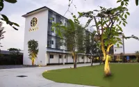 Pannara Hotel Hoteles cerca de Wat Sema Thong