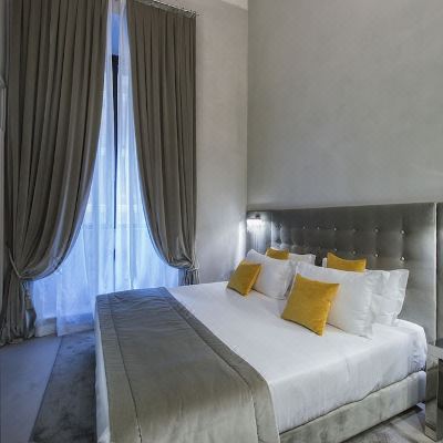 Classic Double Room Terrace Pantheon Relais Promo Code