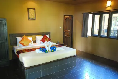 Melina Beach Front Bungalows Hotels near Ban Khao Khom Mosque