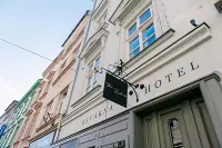 Miss Sophie's Olomouc - Boutique Hotel Отели рядом с достопримечательностью «Haunted House»