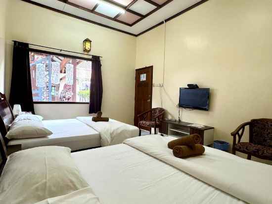 Sabak Awor Resort Rooms