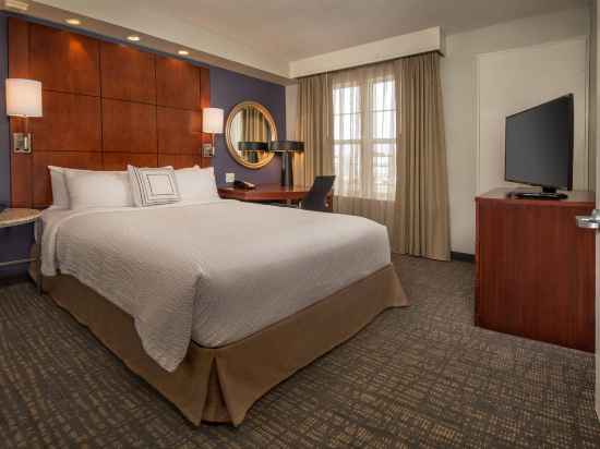 Residence Inn Dulles Airport at Dulles 28 Centre Rooms