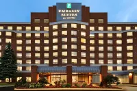 Embassy Suites by Hilton Montreal Airport Hotels near Fairview Pointe Claire