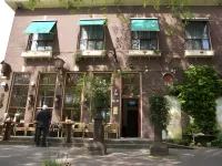 Hotel de Plataan Delft Centrum Hotel dekat Stedelijk Museum Het Prinsenhof