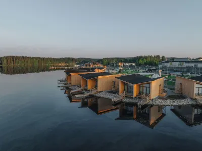 Bella Lake Resort Hotels near Inkilän keinut