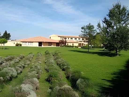 Hôtel La Perna Hotel Exterior